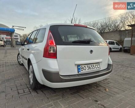 Белый Рено Меган, объемом двигателя 1.46 л и пробегом 230 тыс. км за 4500 $, фото 4 на Automoto.ua