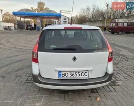 Белый Рено Меган, объемом двигателя 1.46 л и пробегом 230 тыс. км за 4500 $, фото 6 на Automoto.ua