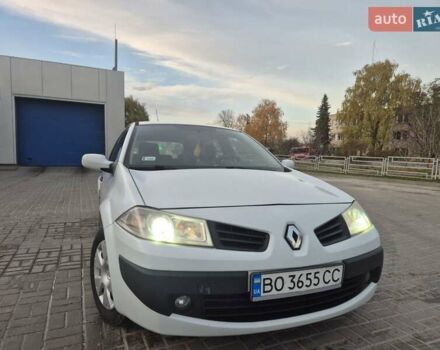 Белый Рено Меган, объемом двигателя 1.46 л и пробегом 230 тыс. км за 4500 $, фото 2 на Automoto.ua