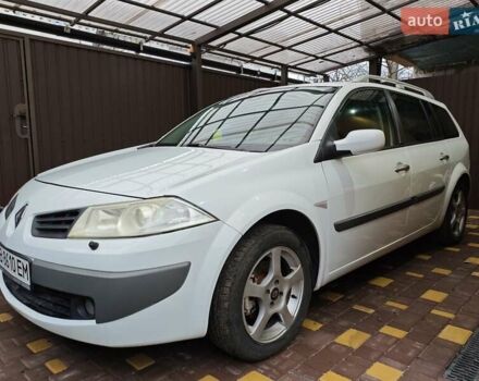 Белый Рено Меган, объемом двигателя 2 л и пробегом 239 тыс. км за 5500 $, фото 1 на Automoto.ua