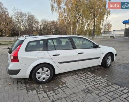 Белый Рено Меган, объемом двигателя 1.46 л и пробегом 230 тыс. км за 4500 $, фото 16 на Automoto.ua