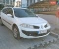 Белый Рено Меган, объемом двигателя 1.6 л и пробегом 244 тыс. км за 4600 $, фото 1 на Automoto.ua