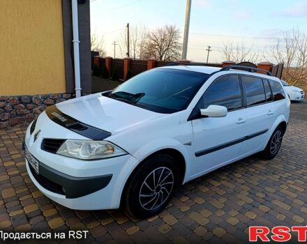 Белый Рено Меган, объемом двигателя 1.6 л и пробегом 302 тыс. км за 4999 $, фото 2 на Automoto.ua