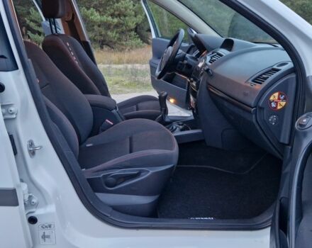 Белый Рено Меган, объемом двигателя 1.6 л и пробегом 245 тыс. км за 4999 $, фото 14 на Automoto.ua