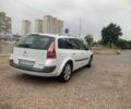 Белый Рено Меган, объемом двигателя 1.6 л и пробегом 285 тыс. км за 5200 $, фото 4 на Automoto.ua