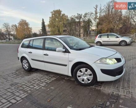 Белый Рено Меган, объемом двигателя 1.46 л и пробегом 230 тыс. км за 4500 $, фото 14 на Automoto.ua