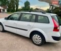 Белый Рено Меган, объемом двигателя 1.6 л и пробегом 255 тыс. км за 4399 $, фото 3 на Automoto.ua