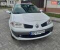 Белый Рено Меган, объемом двигателя 1.6 л и пробегом 241 тыс. км за 5850 $, фото 2 на Automoto.ua