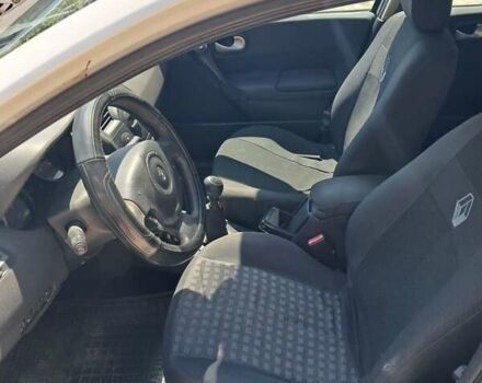 Белый Рено Меган, объемом двигателя 1.46 л и пробегом 268 тыс. км за 4000 $, фото 6 на Automoto.ua