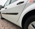 Білий Рено Меган, об'ємом двигуна 1.46 л та пробігом 250 тис. км за 5700 $, фото 4 на Automoto.ua
