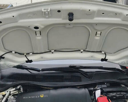 Белый Рено Меган, объемом двигателя 1.9 л и пробегом 327 тыс. км за 6500 $, фото 44 на Automoto.ua