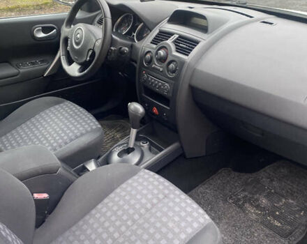 Белый Рено Меган, объемом двигателя 1.6 л и пробегом 214 тыс. км за 6200 $, фото 5 на Automoto.ua