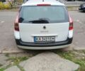 Белый Рено Меган, объемом двигателя 1.5 л и пробегом 220 тыс. км за 4700 $, фото 1 на Automoto.ua