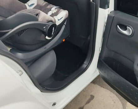 Белый Рено Меган, объемом двигателя 1.9 л и пробегом 327 тыс. км за 6500 $, фото 20 на Automoto.ua