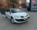 Белый Рено Меган, объемом двигателя 1.6 л и пробегом 215 тыс. км за 6300 $, фото 1 на Automoto.ua