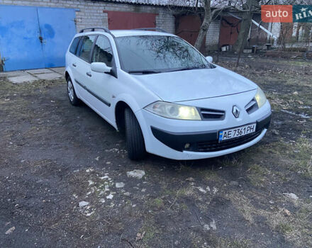 Белый Рено Меган, объемом двигателя 1.46 л и пробегом 235 тыс. км за 4955 $, фото 4 на Automoto.ua