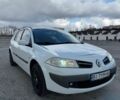 Белый Рено Меган, объемом двигателя 1.6 л и пробегом 235 тыс. км за 5600 $, фото 1 на Automoto.ua
