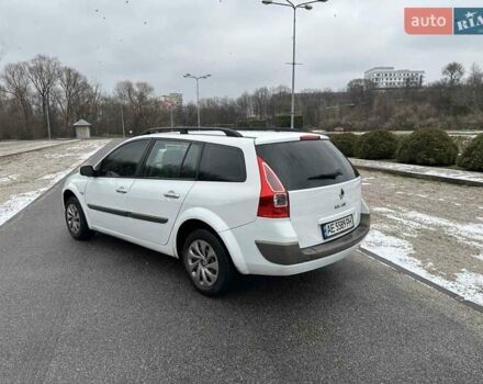 Білий Рено Меган, об'ємом двигуна 1.6 л та пробігом 200 тис. км за 4500 $, фото 5 на Automoto.ua