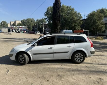 Белый Рено Меган, объемом двигателя 1.6 л и пробегом 229 тыс. км за 4010 $, фото 3 на Automoto.ua
