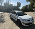 Белый Рено Меган, объемом двигателя 1.6 л и пробегом 229 тыс. км за 4010 $, фото 1 на Automoto.ua