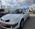 Белый Рено Меган, объемом двигателя 1.6 л и пробегом 198 тыс. км за 5800 $, фото 3 на Automoto.ua