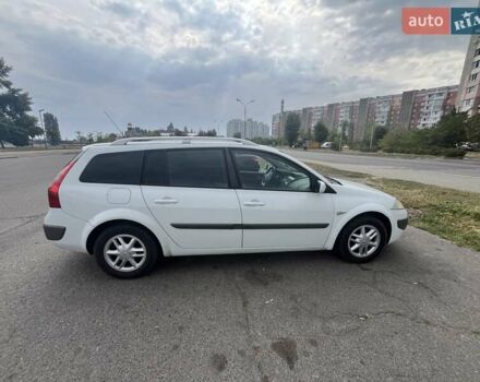 Белый Рено Меган, объемом двигателя 1.6 л и пробегом 197 тыс. км за 5900 $, фото 1 на Automoto.ua