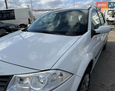 Белый Рено Меган, объемом двигателя 1.6 л и пробегом 198 тыс. км за 5800 $, фото 5 на Automoto.ua