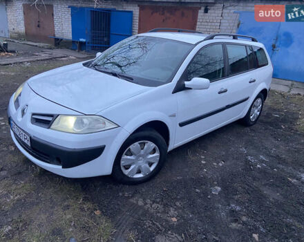 Белый Рено Меган, объемом двигателя 1.46 л и пробегом 235 тыс. км за 4955 $, фото 5 на Automoto.ua