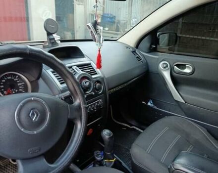 Белый Рено Меган, объемом двигателя 1.6 л и пробегом 281 тыс. км за 4800 $, фото 3 на Automoto.ua