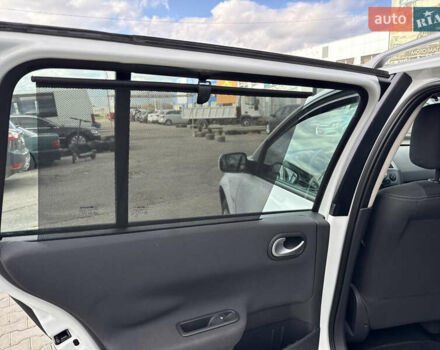 Белый Рено Меган, объемом двигателя 1.6 л и пробегом 198 тыс. км за 5800 $, фото 35 на Automoto.ua