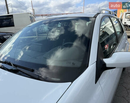 Белый Рено Меган, объемом двигателя 1.6 л и пробегом 198 тыс. км за 5800 $, фото 6 на Automoto.ua