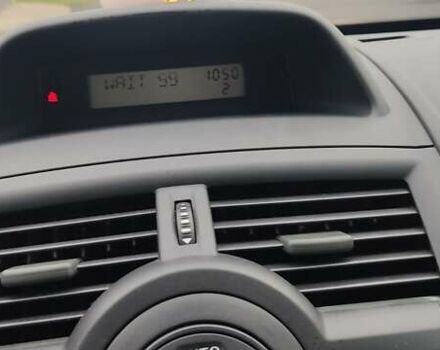 Белый Рено Меган, объемом двигателя 1.9 л и пробегом 327 тыс. км за 6500 $, фото 37 на Automoto.ua