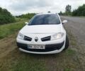 Белый Рено Меган, объемом двигателя 1.5 л и пробегом 270 тыс. км за 4700 $, фото 2 на Automoto.ua