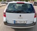 Білий Рено Меган, об'ємом двигуна 1.6 л та пробігом 299 тис. км за 4700 $, фото 16 на Automoto.ua