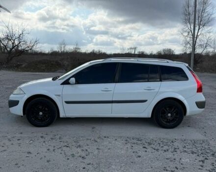 Белый Рено Меган, объемом двигателя 1.6 л и пробегом 235 тыс. км за 5600 $, фото 3 на Automoto.ua