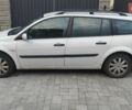 Белый Рено Меган, объемом двигателя 1.6 л и пробегом 257 тыс. км за 5200 $, фото 2 на Automoto.ua