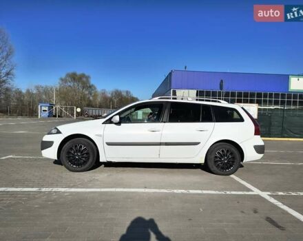 Белый Рено Меган, объемом двигателя 1.46 л и пробегом 307 тыс. км за 4500 $, фото 2 на Automoto.ua