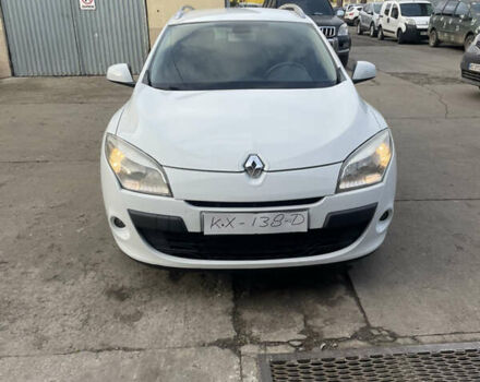 Белый Рено Меган, объемом двигателя 1.4 л и пробегом 163 тыс. км за 5800 $, фото 1 на Automoto.ua