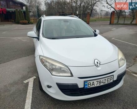 Белый Рено Меган, объемом двигателя 1.5 л и пробегом 267 тыс. км за 7000 $, фото 1 на Automoto.ua