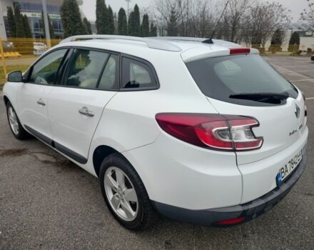 Белый Рено Меган, объемом двигателя 1.5 л и пробегом 267 тыс. км за 7052 $, фото 2 на Automoto.ua