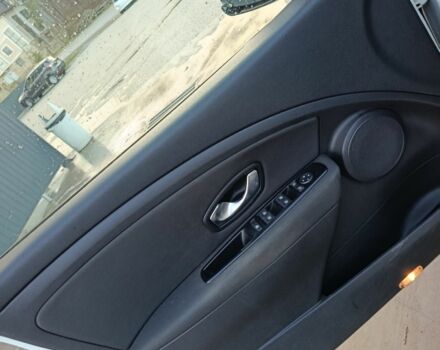 Белый Рено Меган, объемом двигателя 1.5 л и пробегом 205 тыс. км за 6999 $, фото 6 на Automoto.ua