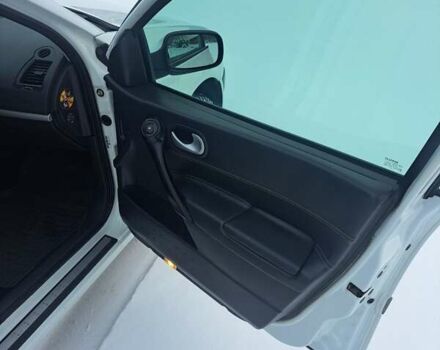 Белый Рено Меган, объемом двигателя 1.5 л и пробегом 318 тыс. км за 5000 $, фото 6 на Automoto.ua