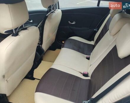 Белый Рено Меган, объемом двигателя 1.5 л и пробегом 267 тыс. км за 7000 $, фото 20 на Automoto.ua