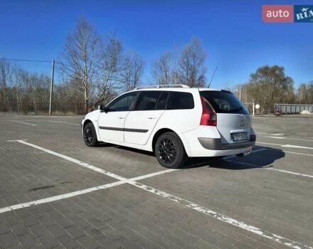 Белый Рено Меган, объемом двигателя 1.46 л и пробегом 307 тыс. км за 4500 $, фото 3 на Automoto.ua