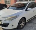 Белый Рено Меган, объемом двигателя 1.6 л и пробегом 300 тыс. км за 8100 $, фото 1 на Automoto.ua