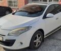 Білий Рено Меган, об'ємом двигуна 1.6 л та пробігом 300 тис. км за 8100 $, фото 1 на Automoto.ua