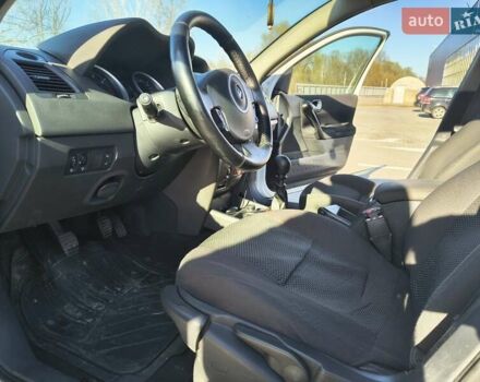 Белый Рено Меган, объемом двигателя 1.46 л и пробегом 307 тыс. км за 4500 $, фото 12 на Automoto.ua