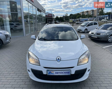 Белый Рено Меган, объемом двигателя 1.5 л и пробегом 219 тыс. км за 6500 $, фото 1 на Automoto.ua
