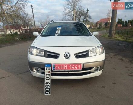 Білий Рено Меган, об'ємом двигуна 1.6 л та пробігом 201 тис. км за 5199 $, фото 23 на Automoto.ua