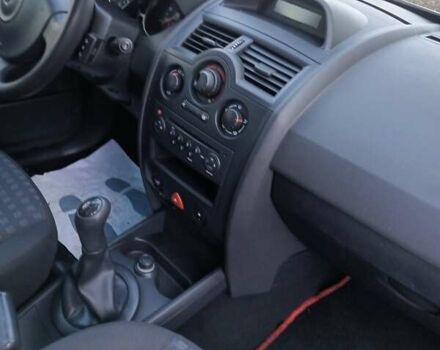 Білий Рено Меган, об'ємом двигуна 1.6 л та пробігом 201 тис. км за 5299 $, фото 32 на Automoto.ua